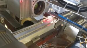 煙絲飛行激光切割